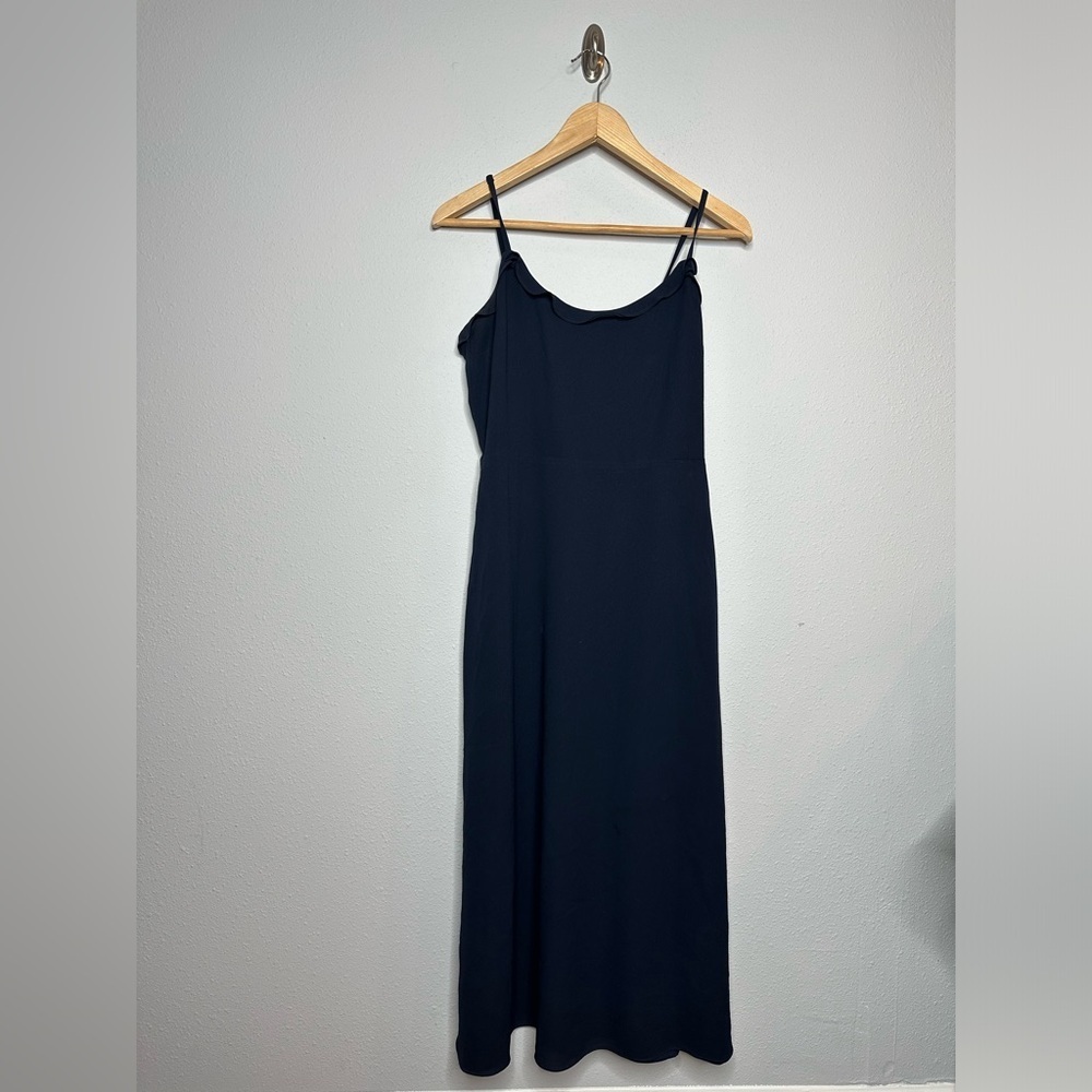 Aritizia Elegant Navy Spaghetti Strap Dress Wilfred size 8 women’s
